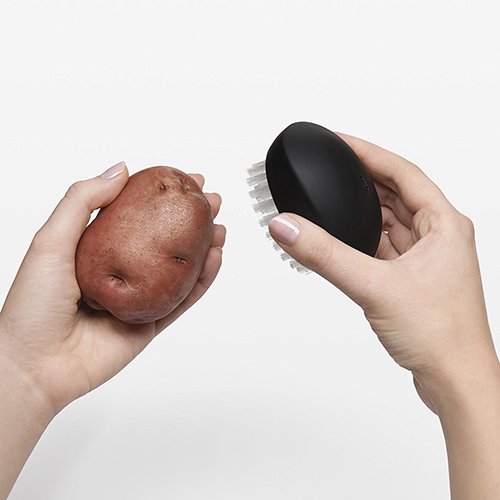 OXO Good Grips Vegetable Brush